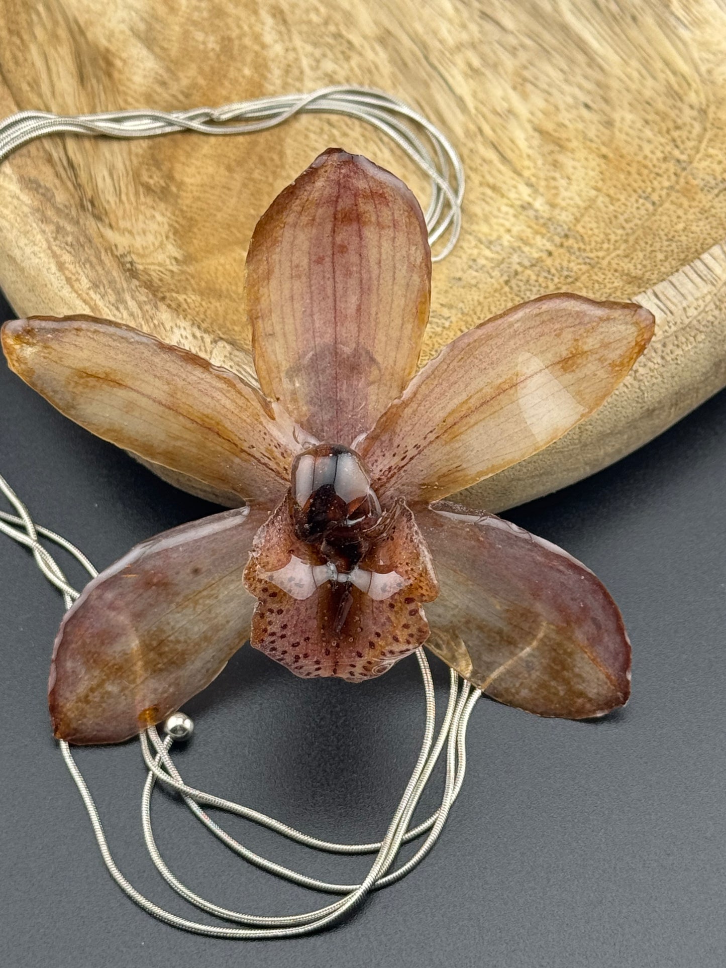 Echte Orchideenkette silberfarben, Position der Blüte ist verstellbar #603