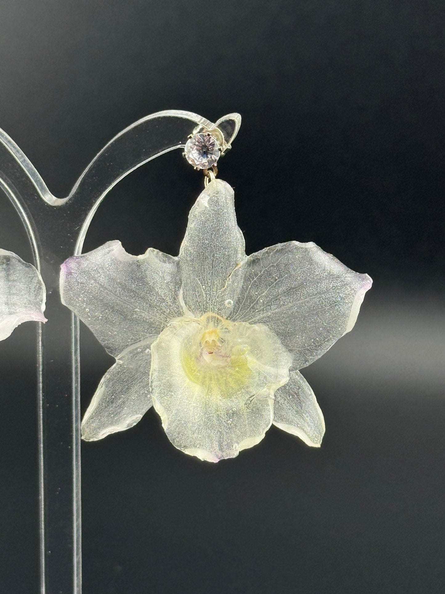 Echte Blütenohrringe aus Orchideen - Handgefertigt mit UV Harz #609