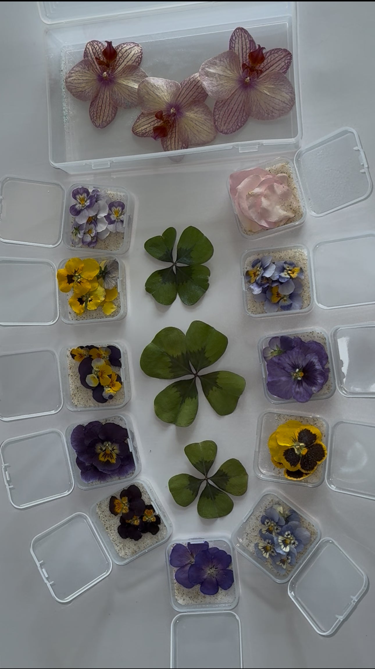 Noch nichts gefunden? Ich fertige auf Anfrage - schreib mir! :)